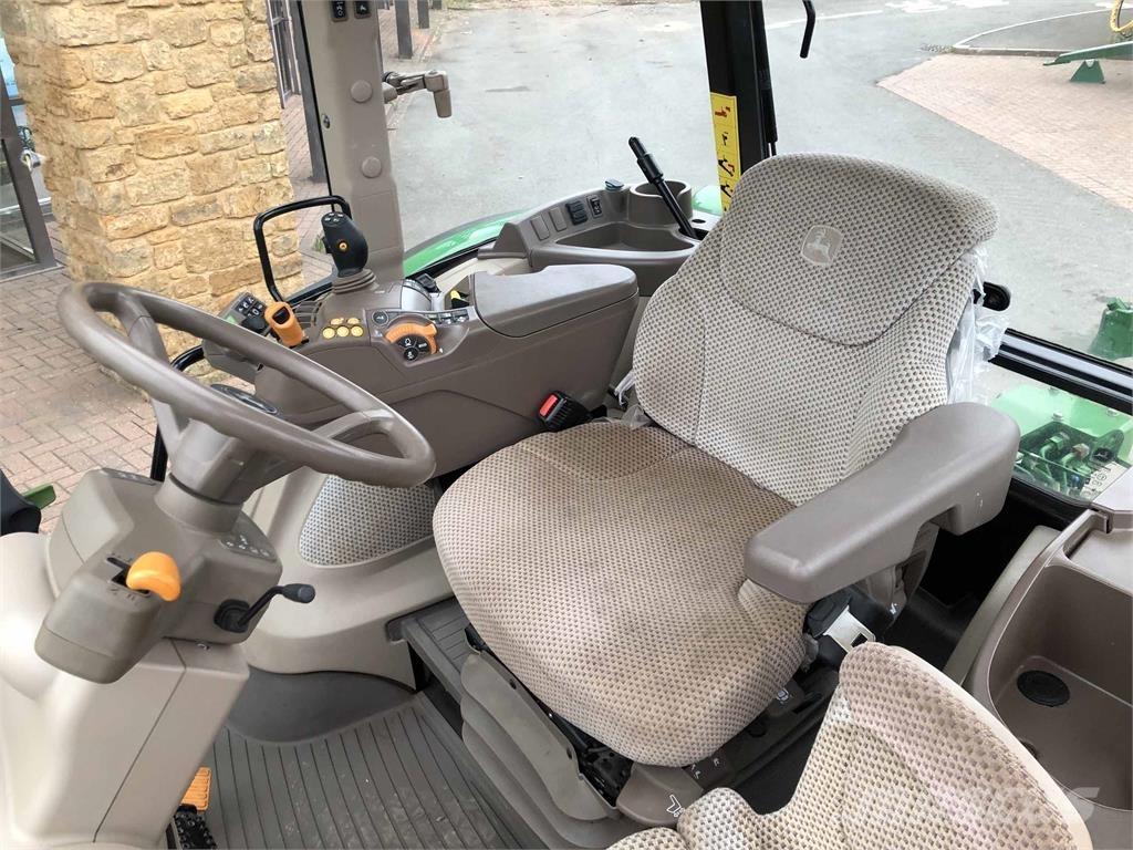 John Deere 5100R Трактори