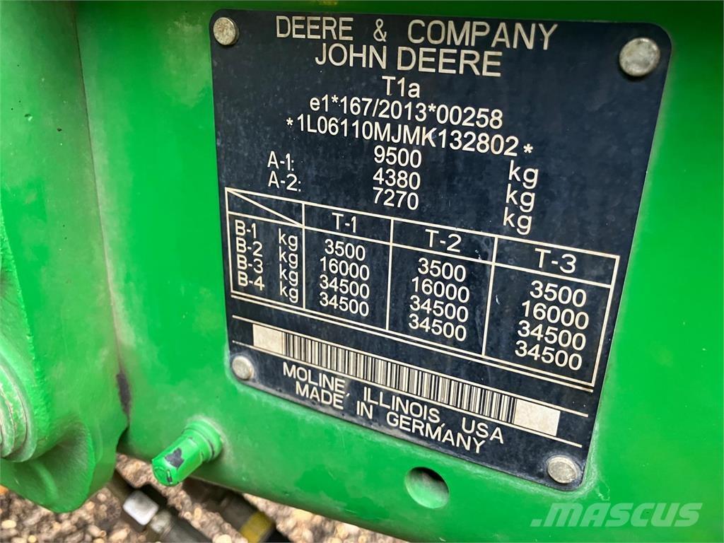John Deere 6110M Трактори