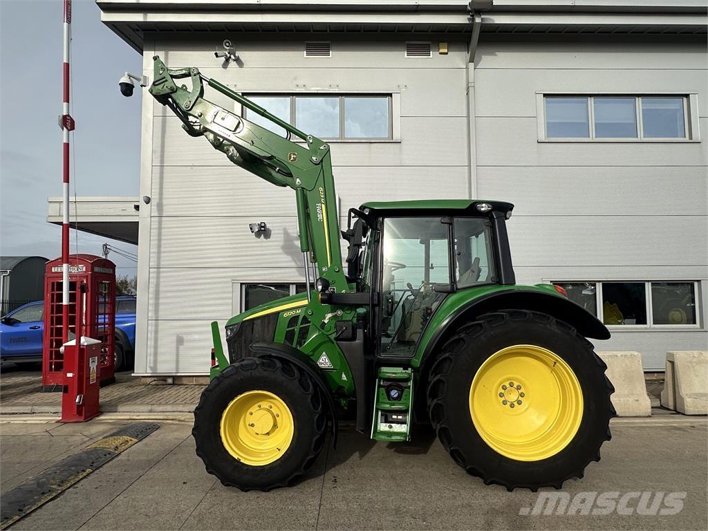 John Deere 6120M Трактори