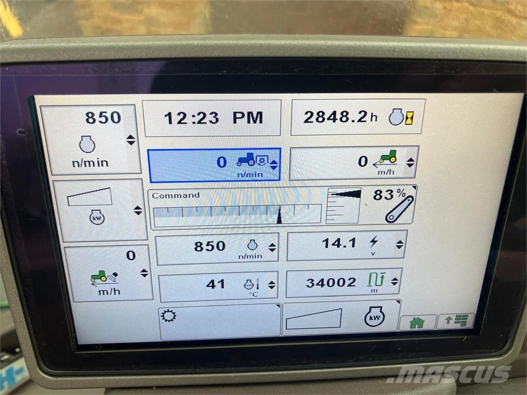 John Deere 6125R Трактори