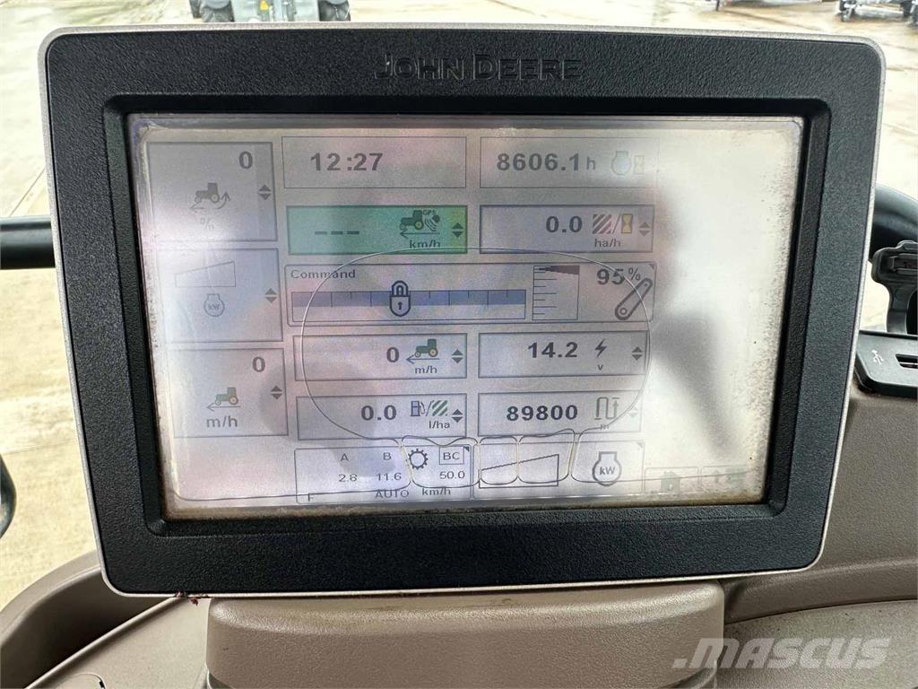 John Deere 6150R Трактори