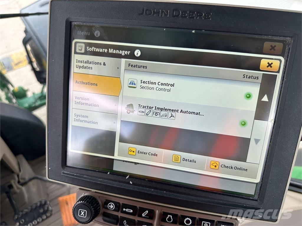 John Deere 6155R Трактори