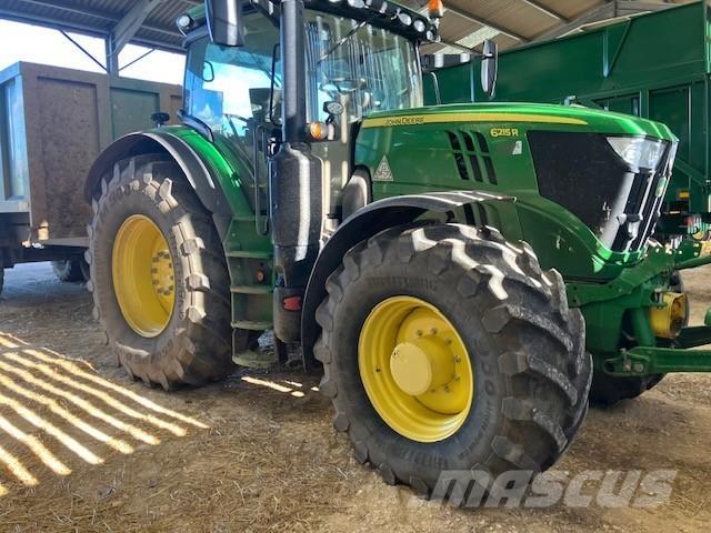 John Deere 6215R Трактори