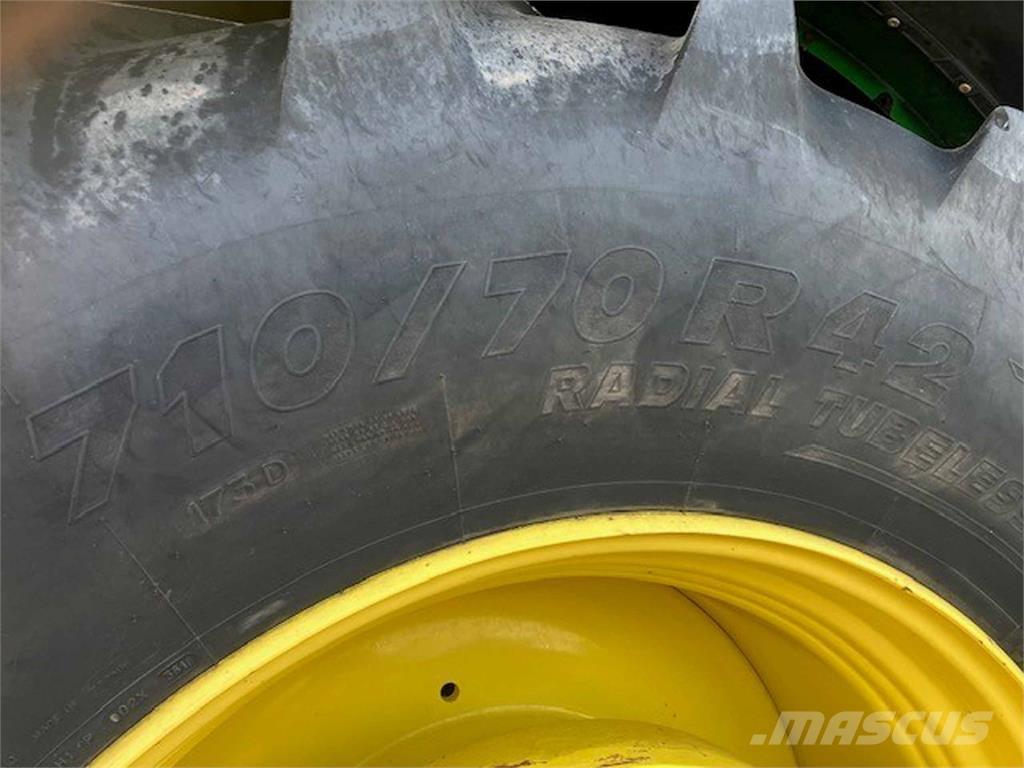 John Deere 6250R Трактори