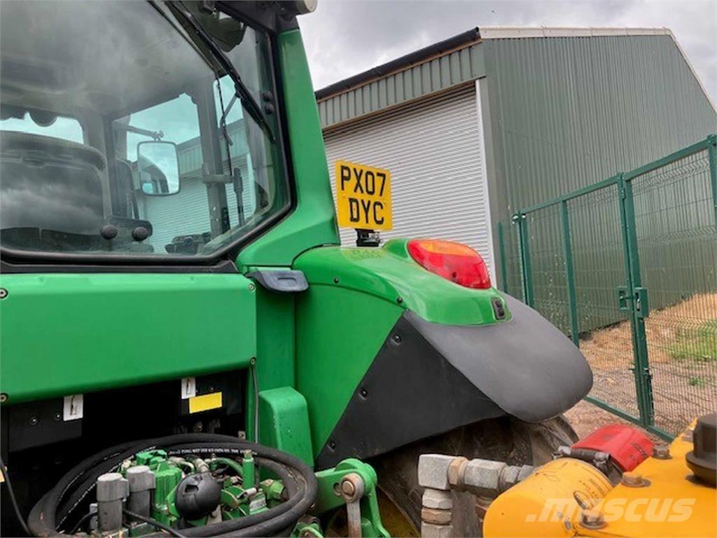 John Deere 6630 Premium Трактори