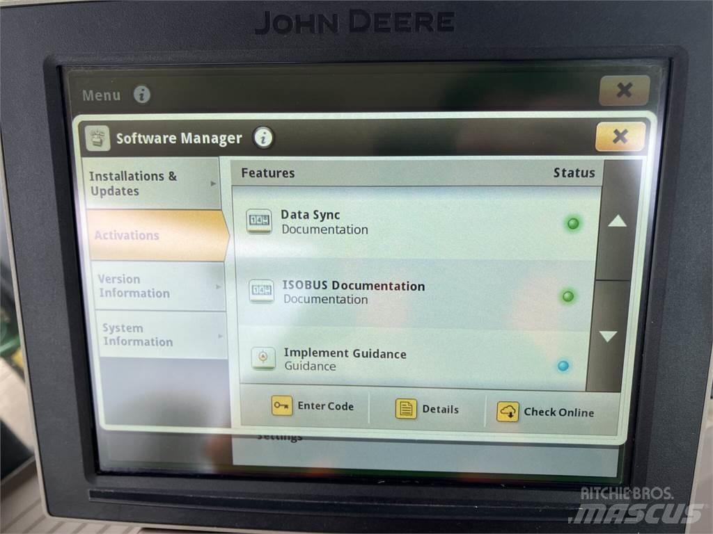 John Deere 6R 215 Трактори
