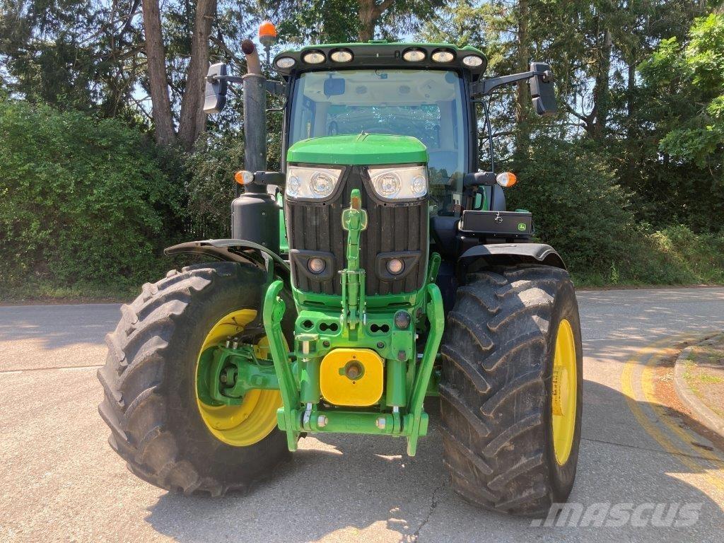 John Deere 6R 215 Трактори