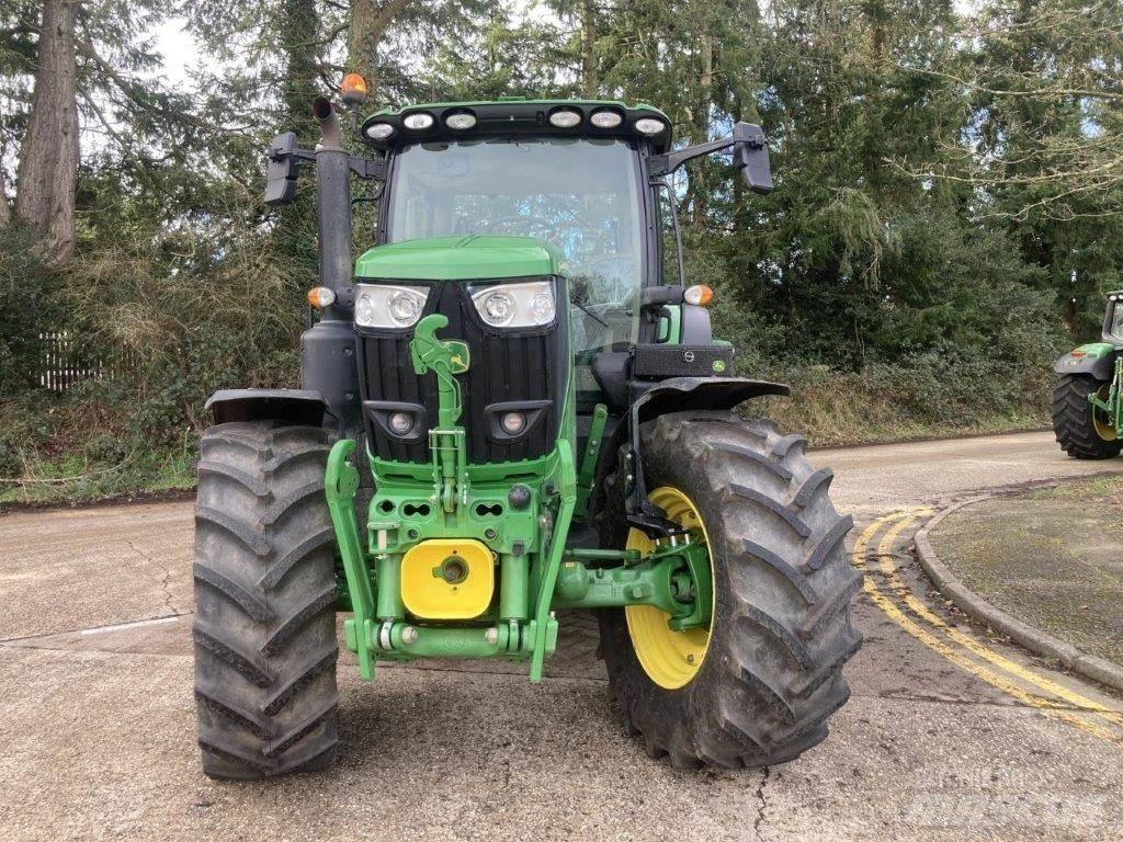 John Deere 6R 215 Трактори