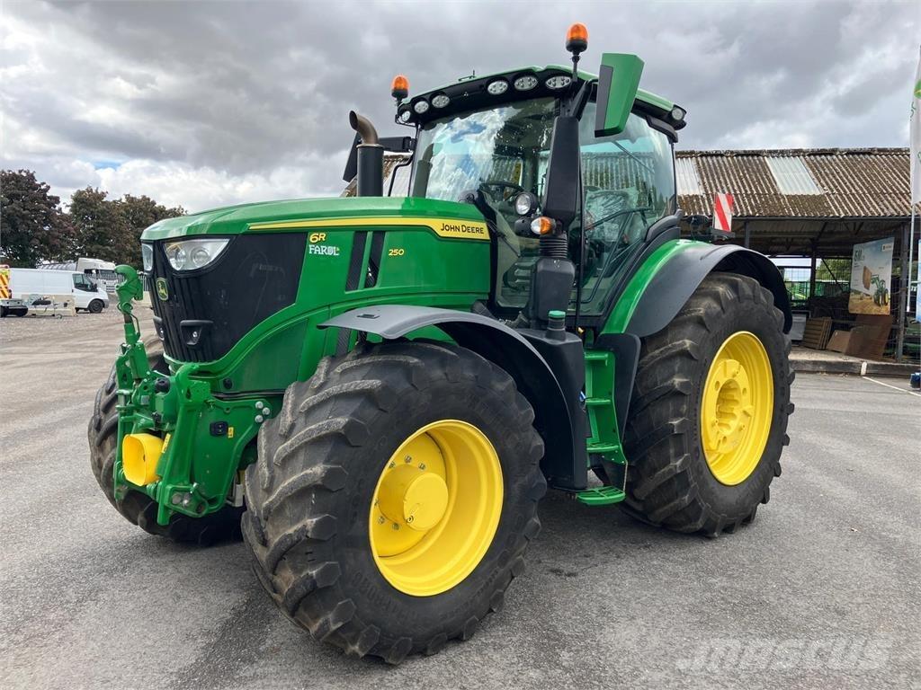 John Deere 6R 250 Трактори