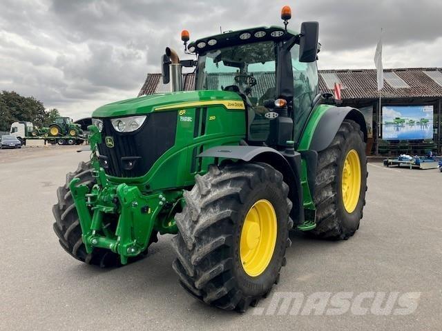 John Deere 6R 250 Трактори