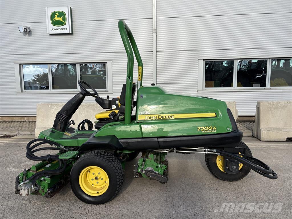 John Deere 7200A Бутащи се косачки