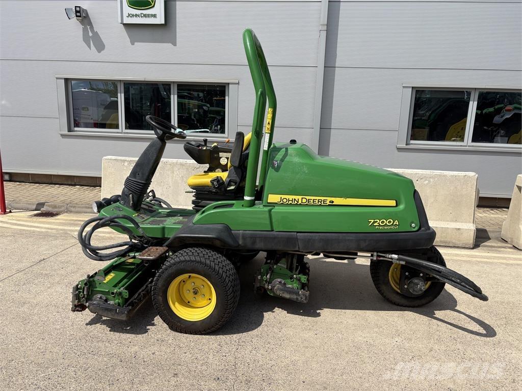 John Deere 7200A Бутащи се косачки