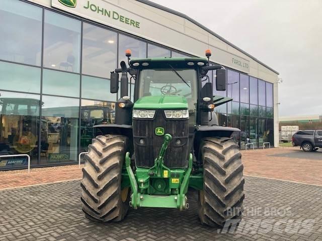 John Deere 7310R Трактори
