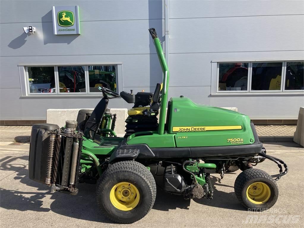 John Deere 7500AE Бутащи се косачки
