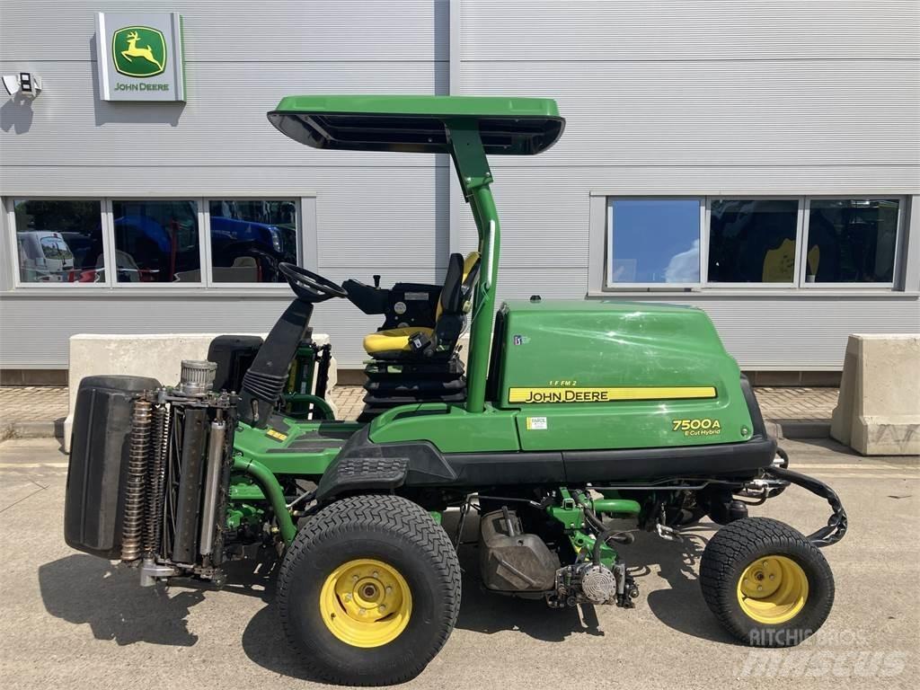 John Deere 7500AE Бутащи се косачки