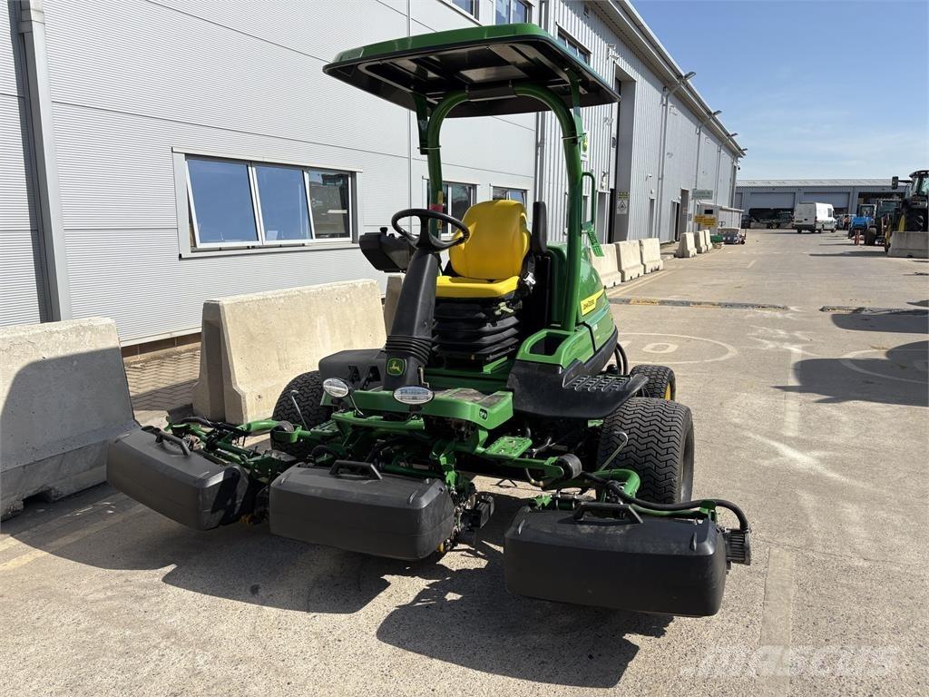 John Deere 7500AE Бутащи се косачки