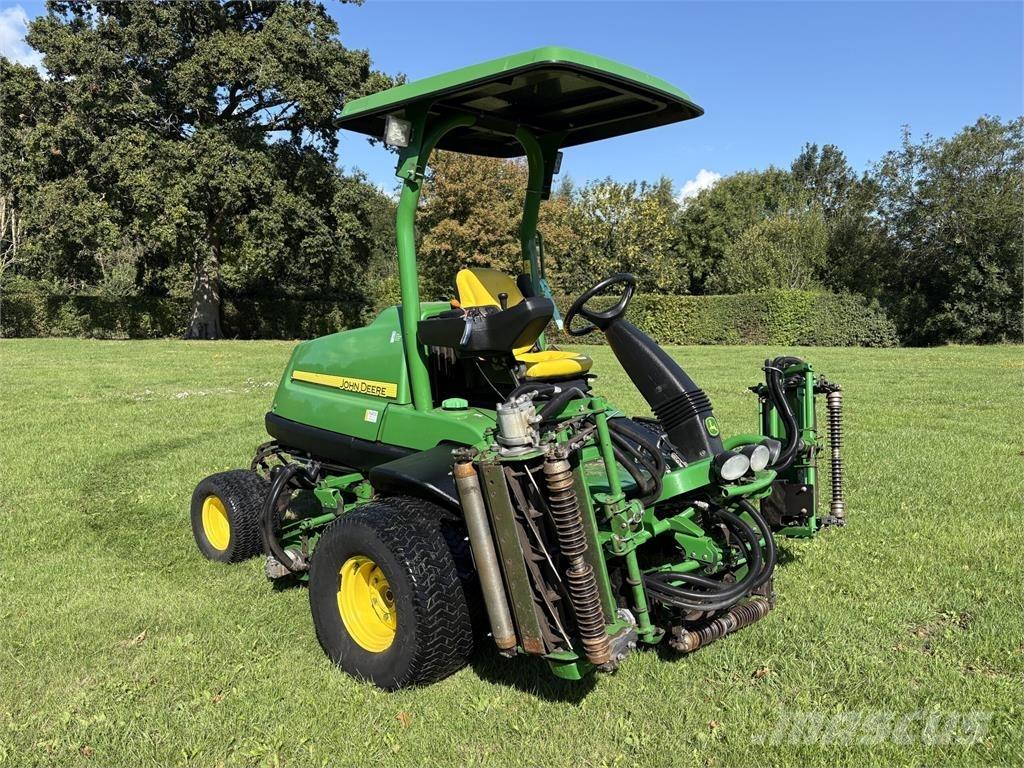 John Deere 7700A Бутащи се косачки
