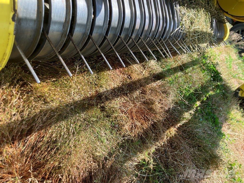 John Deere 8400i Самоходни фуражири