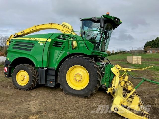 John Deere 8400i Самоходни фуражири