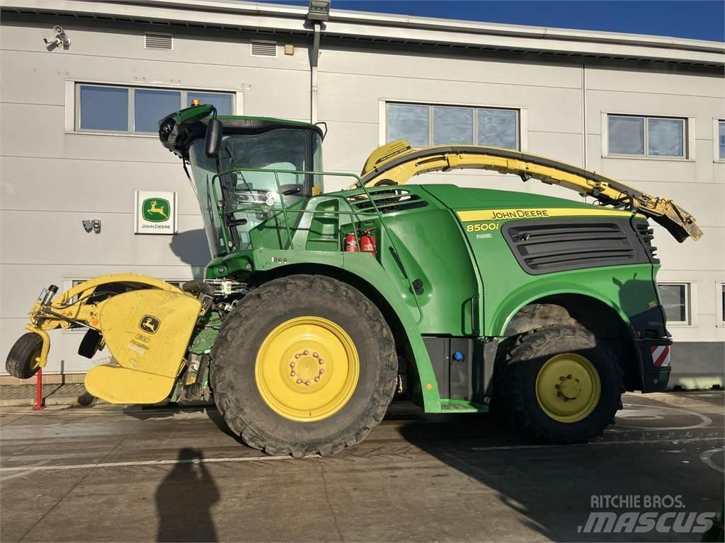 John Deere 8500i Самоходни фуражири