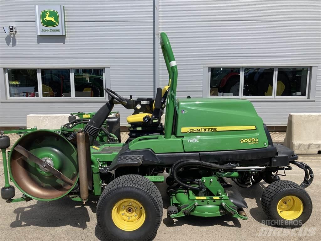 John Deere 9009A Бутащи се косачки