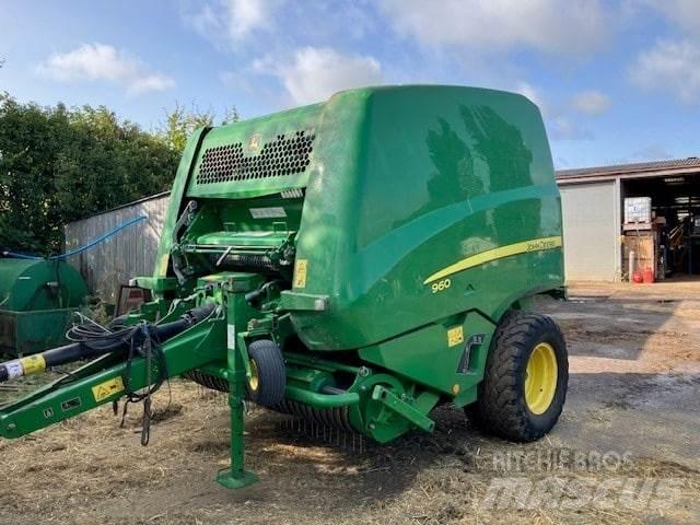 John Deere 960 Балопреси квадратни
