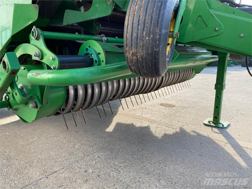 John Deere 960 Балопреси квадратни
