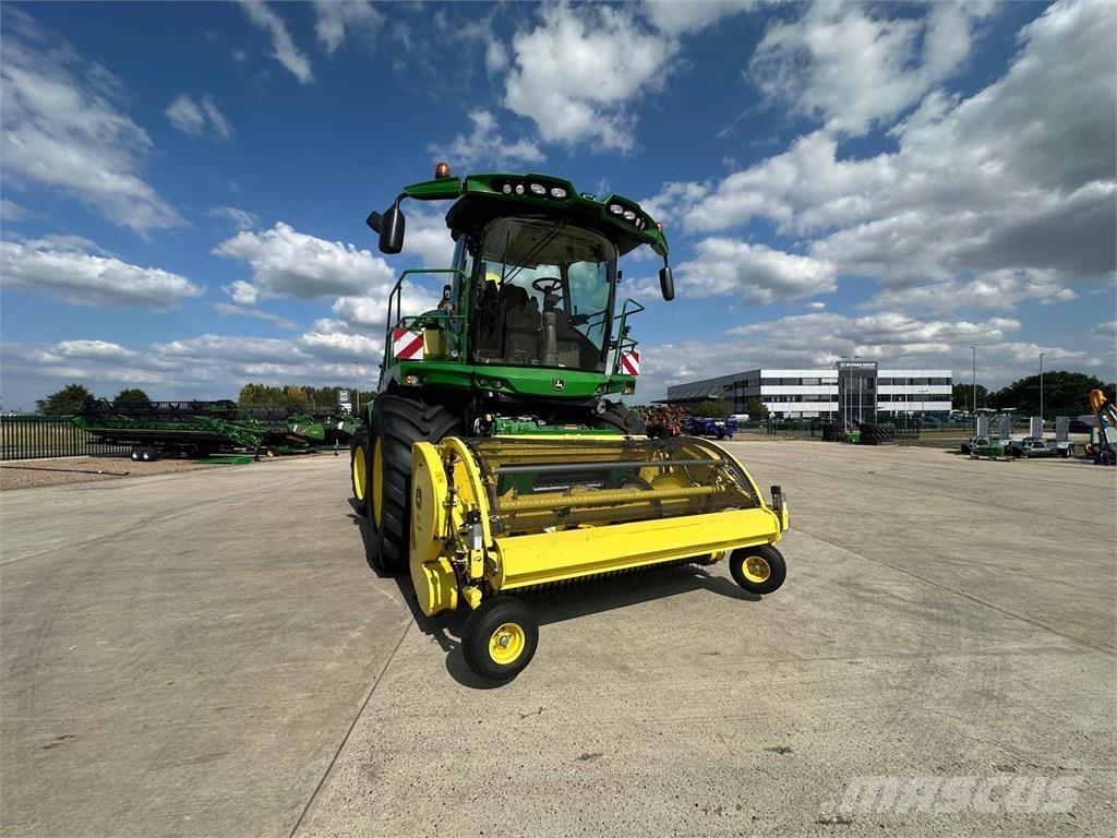 John Deere 9700i Самоходни фуражири