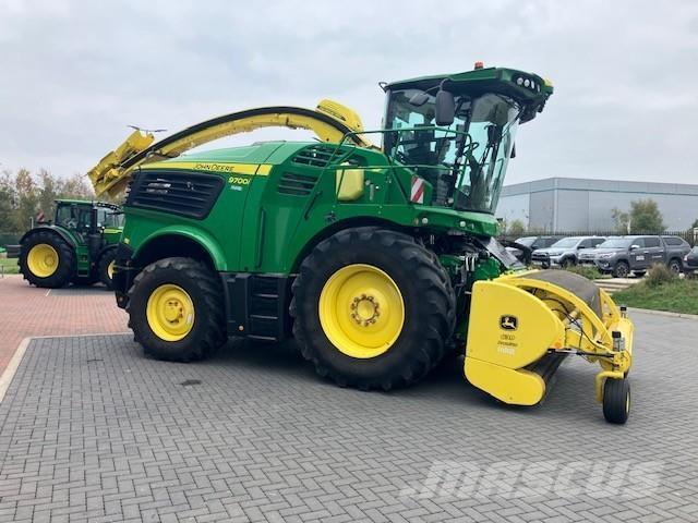John Deere 9700i Самоходни фуражири