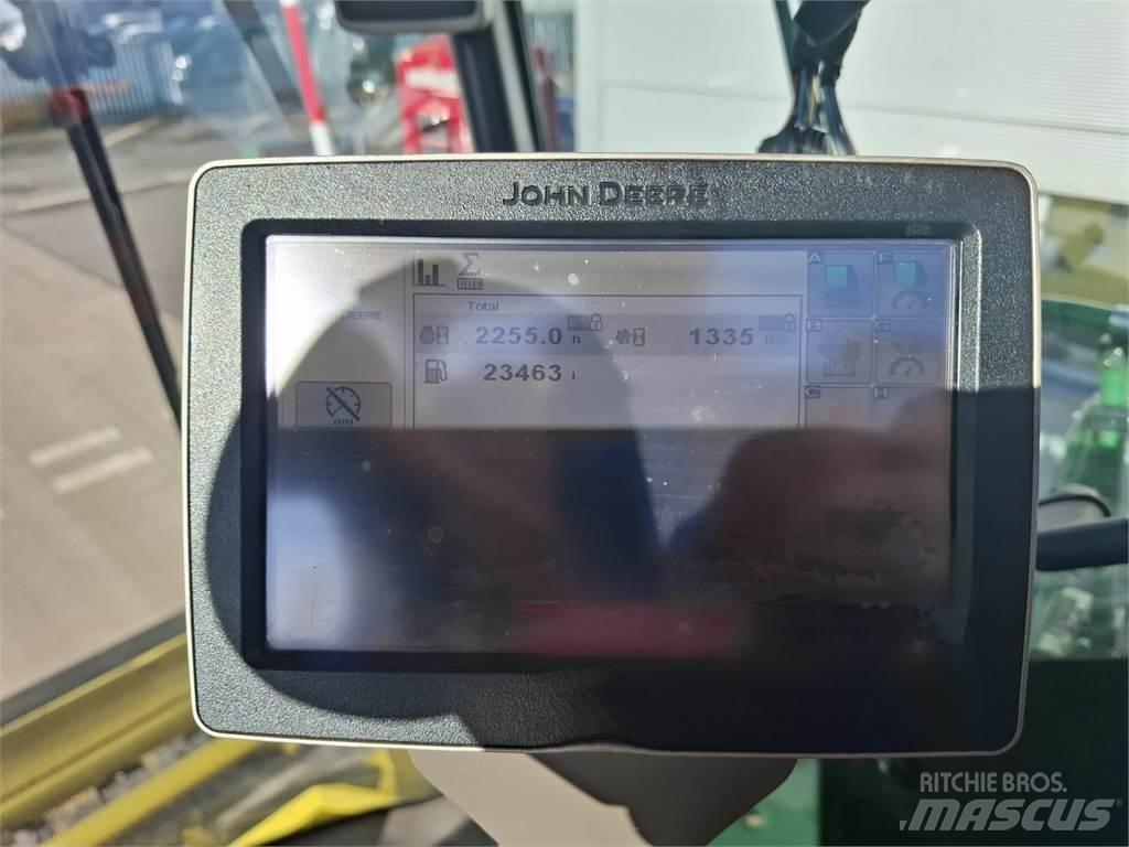 John Deere 9900 Самоходни фуражири