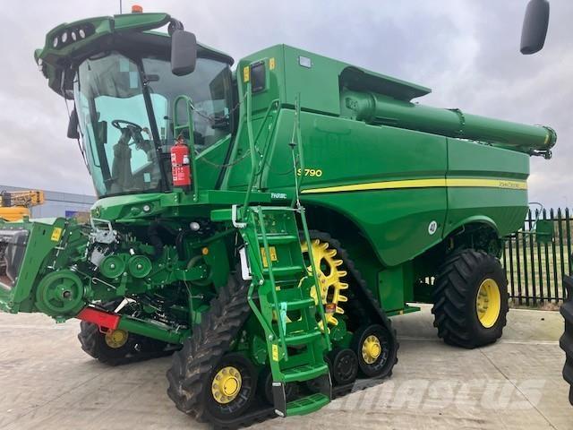 John Deere S790 Комбайни