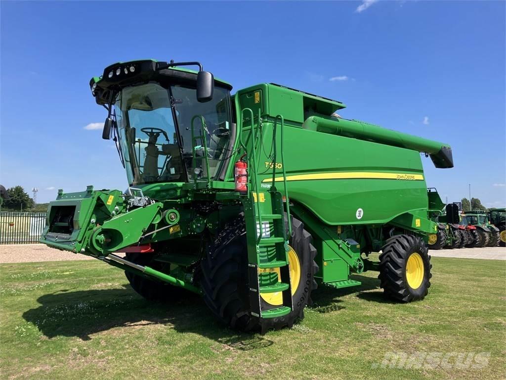 John Deere T550I Комбайни