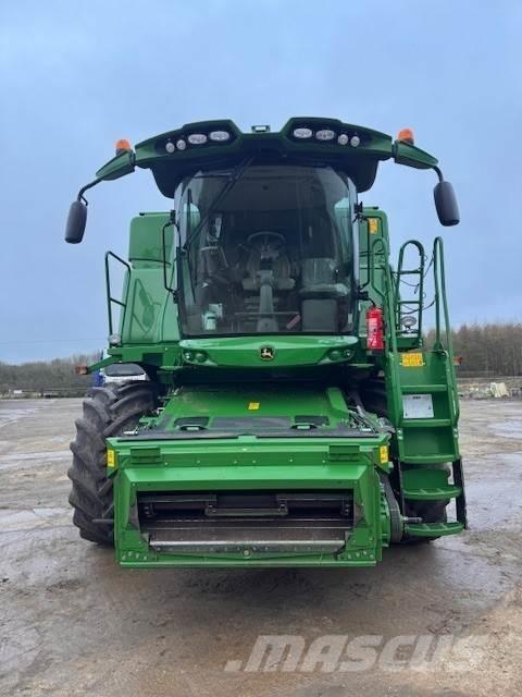John Deere T670 Комбайни