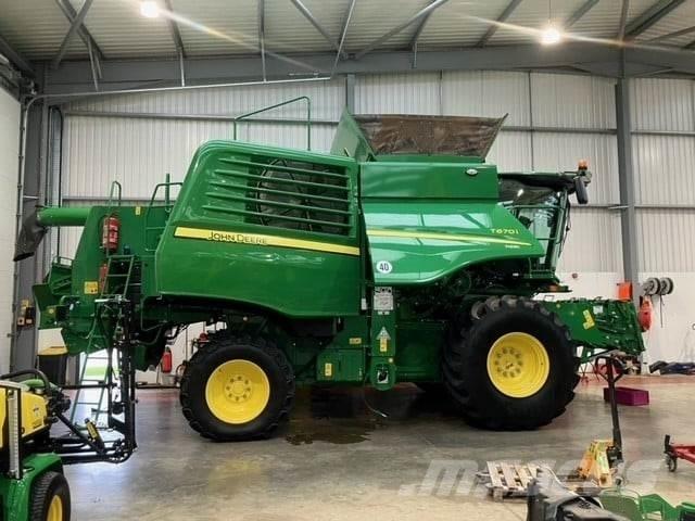 John Deere T670i Комбайни