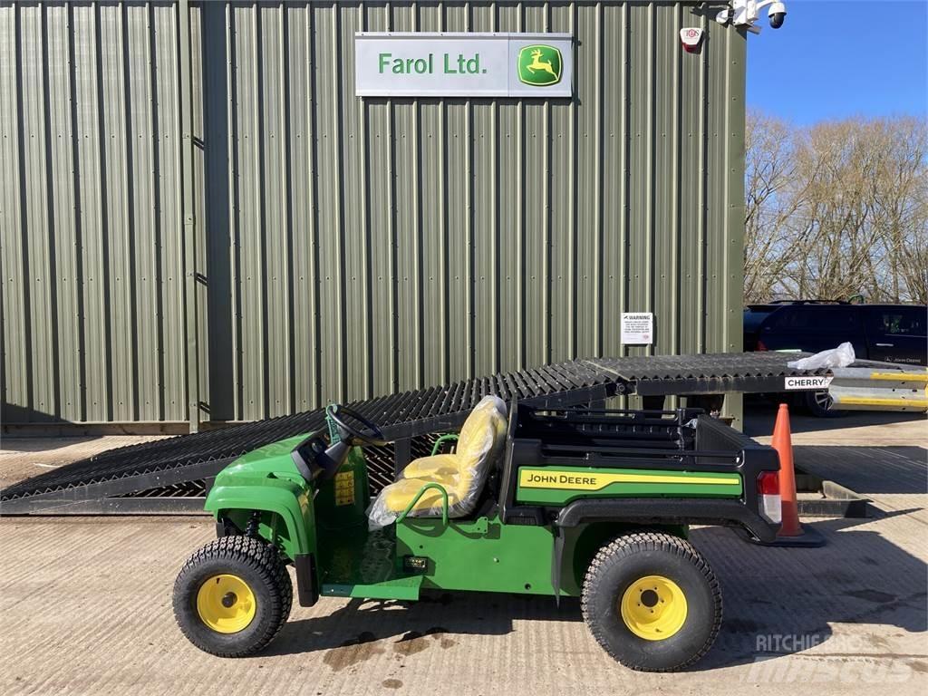 John Deere TE Gator Комунални съоражения