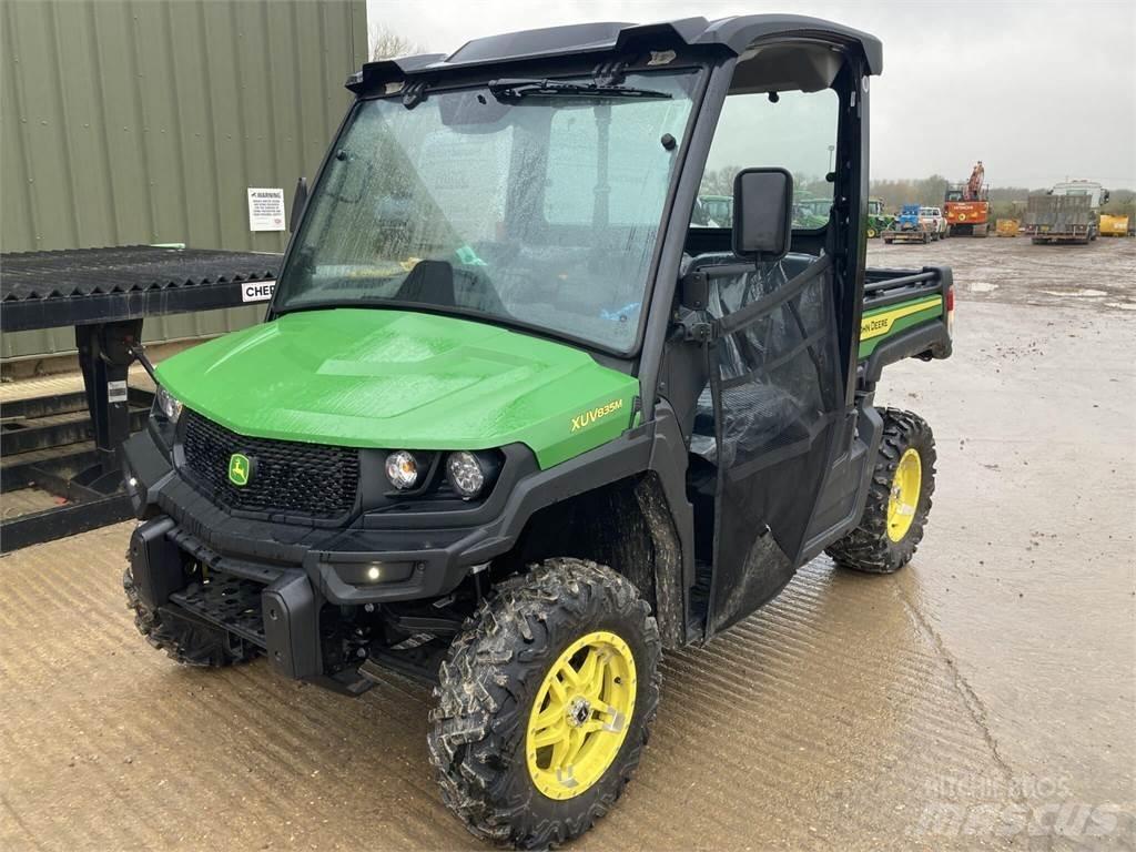 John Deere XUV835M Комунални съоражения