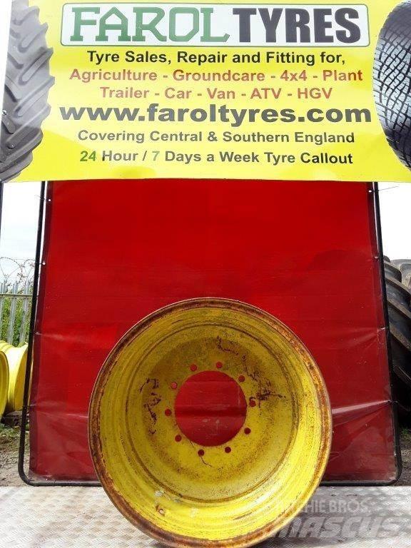 John Deere Yellow rim Колелета/Гуми