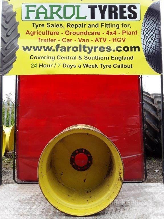 John Deere Yellow rim Колелета/Гуми