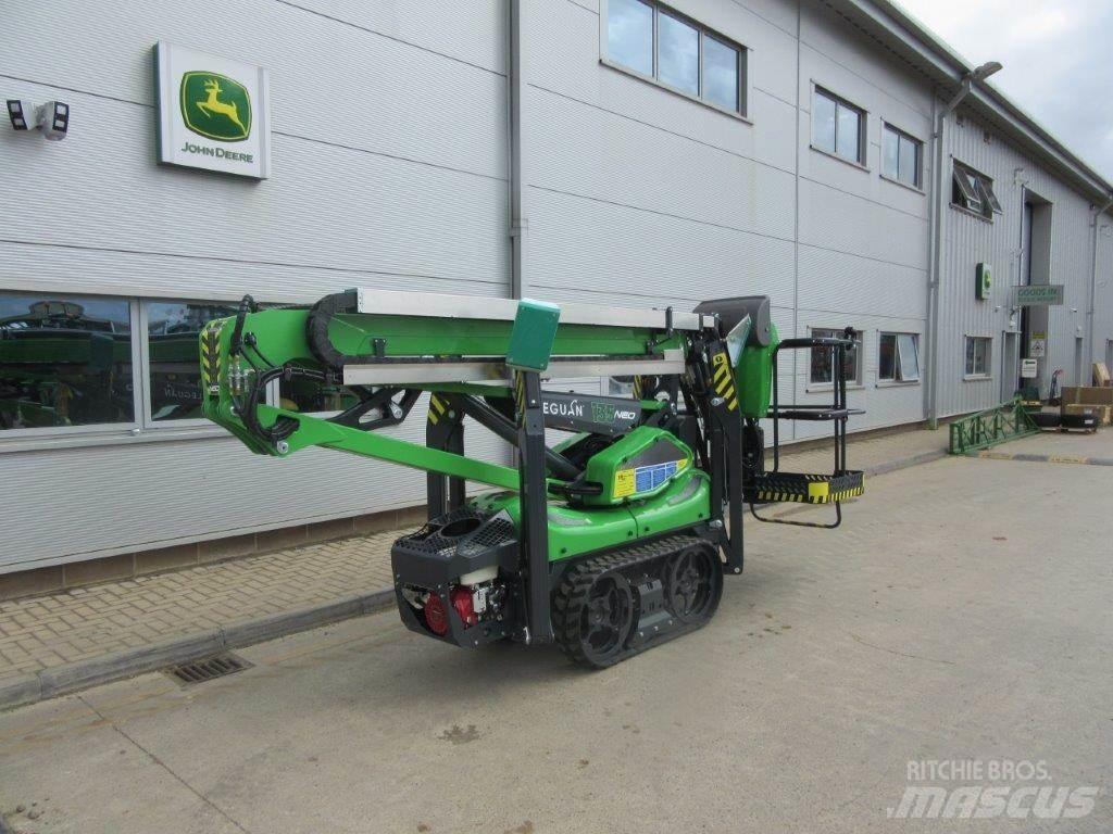 Leguan 135 NEO Телескопични товарачи