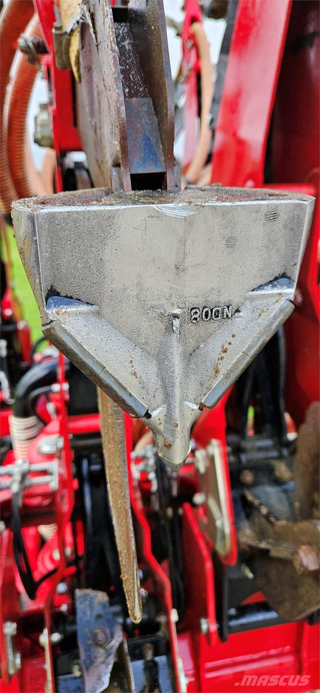 Sumo DTS 4 Редосеялки