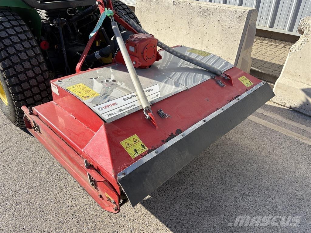Trimax Striker 150 Косачки за монтиране и теглене
