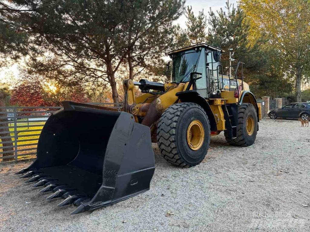 CAT 972 M Колесни товарачи