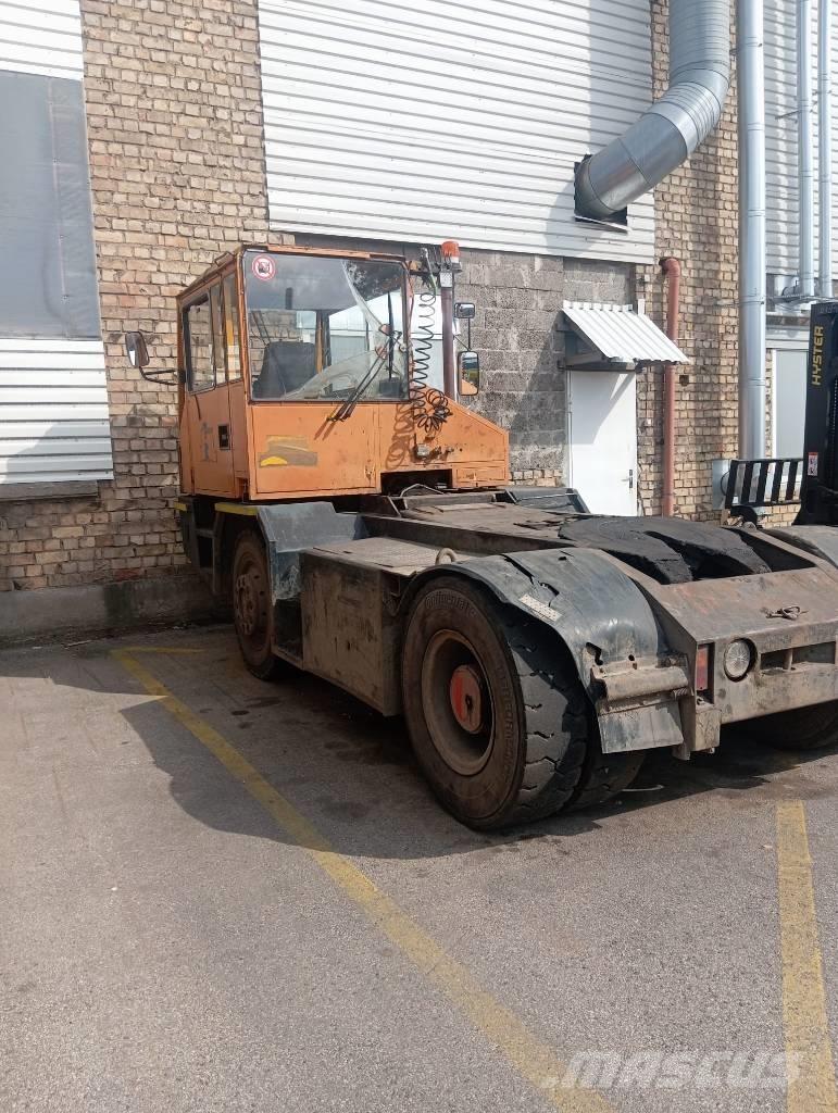 Sisu TR160 AL 4 X4 Терминални трактори