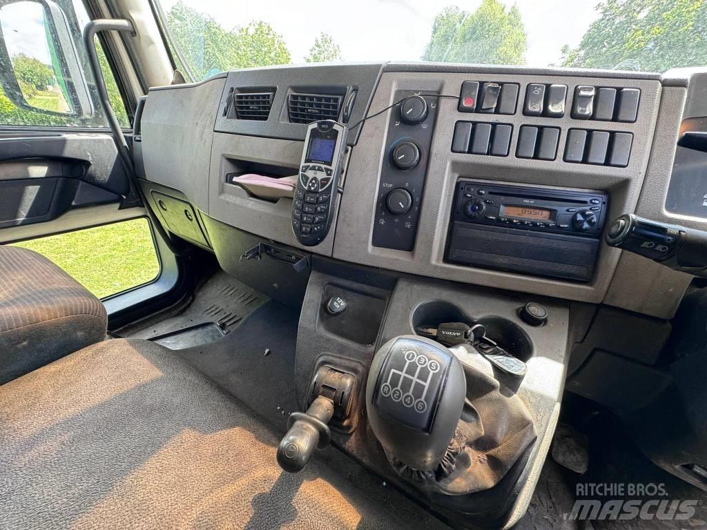 Volvo FL 240 Камиони за превоз на животни