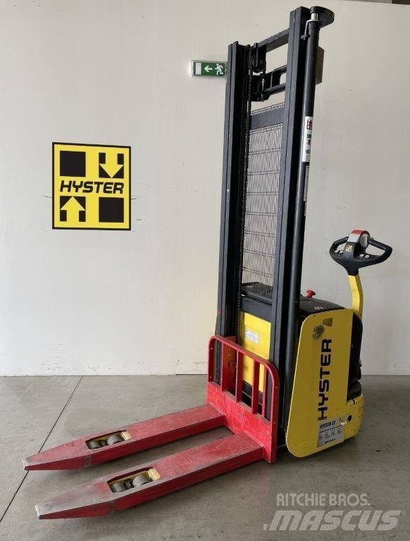 Hyster S1.2 Колички високоповдигачи с теглич