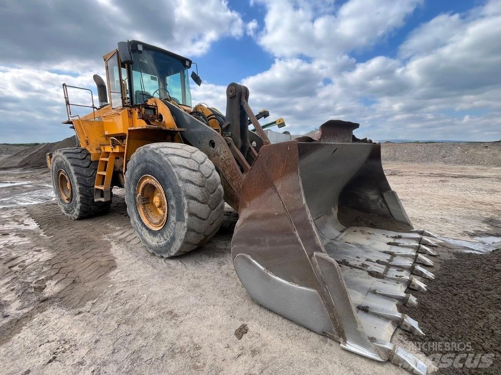 Volvo L180c Колесни товарачи