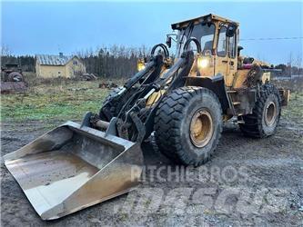 Volvo BM L 120 Колесни товарачи