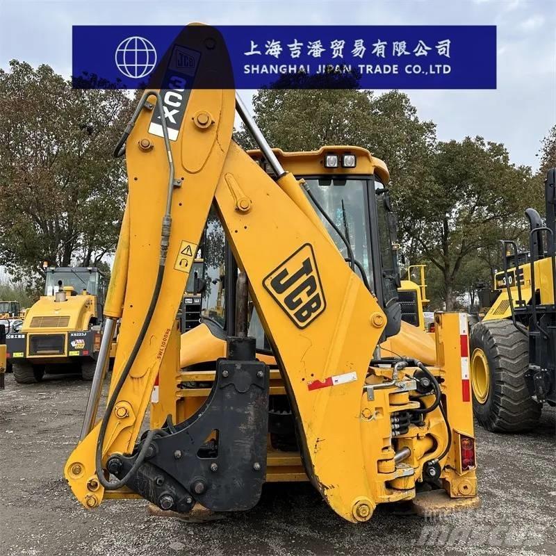 JCB 3 CX Колесни товарачи