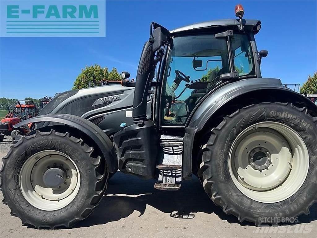 Valtra t174es Трактори