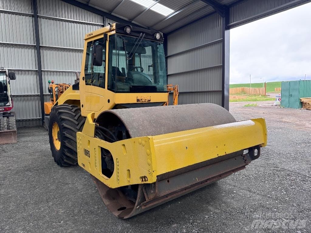Bomag BW 213 D H-4 Еднобарабанни ролки
